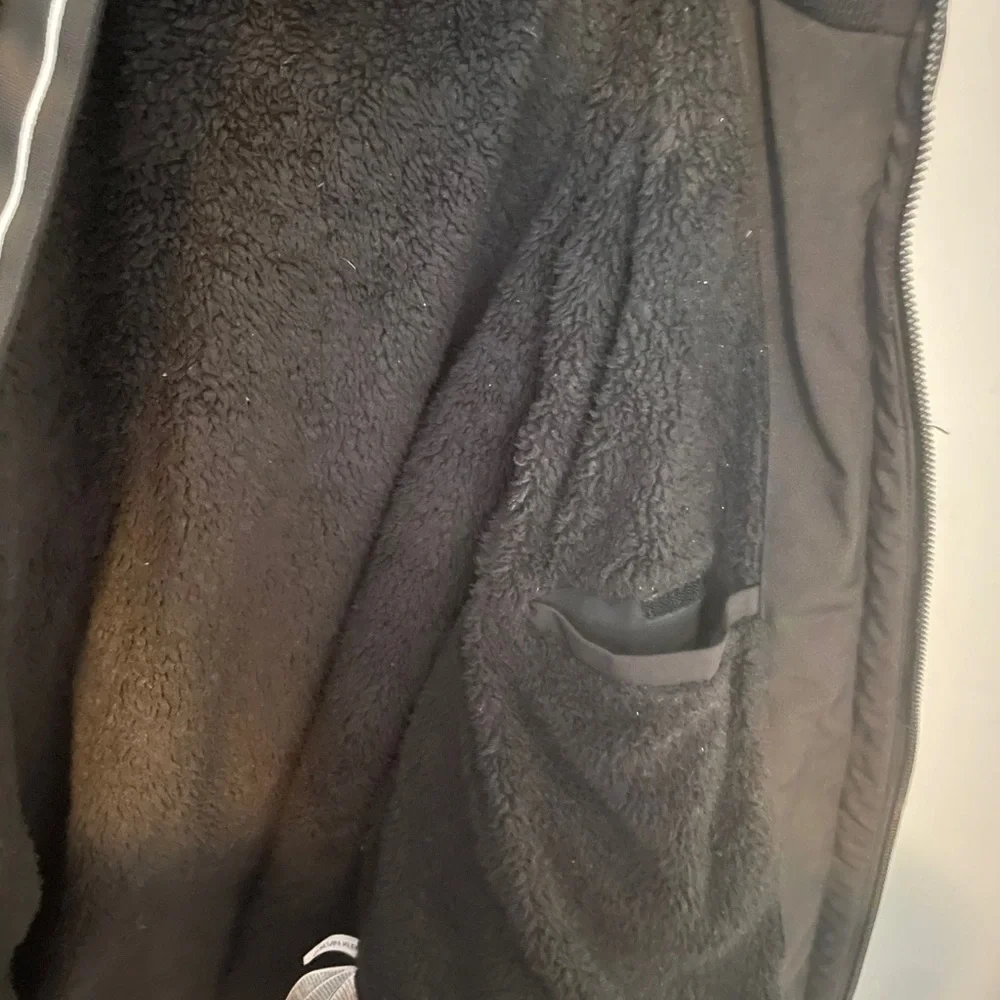 Calvin Klein Men's Black Performance Winter Jacket - Picture 7 of 8